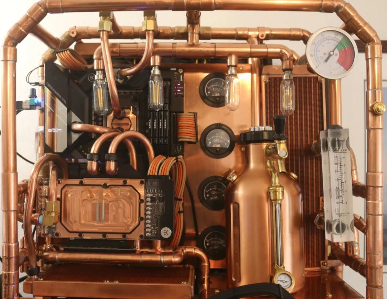 Copper keg used as coolant reservoir in custom liquid-cooled PC